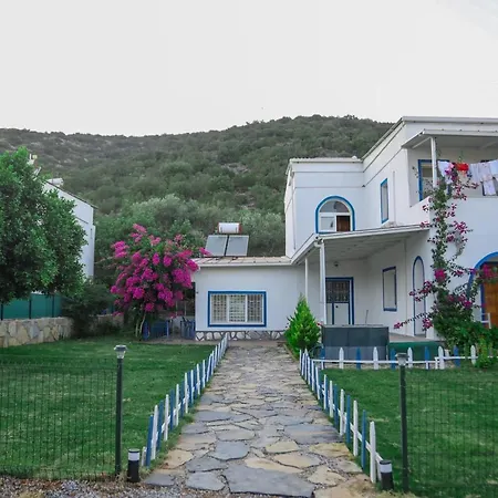 Yalıyanı Restaurant *