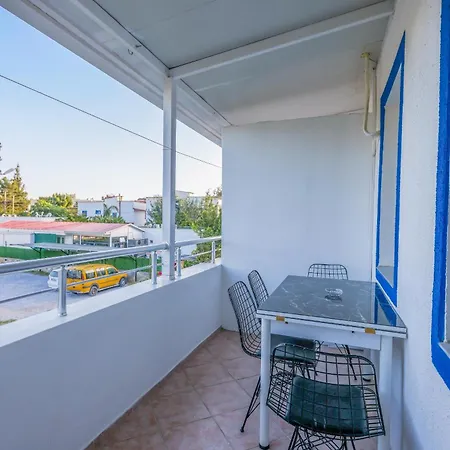 Yaliyani * Yaliciftlik