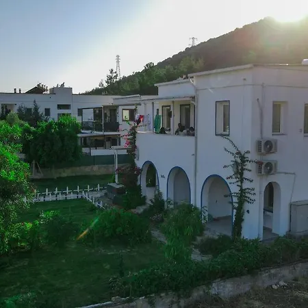 Yaliyani Motel Yaliciftlik