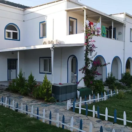 Yaliyani Motel *