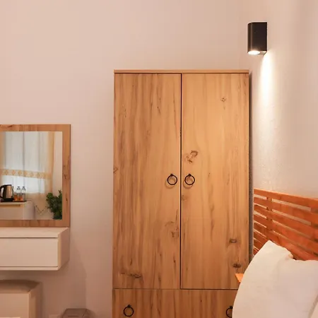 Motel Yaliyani Yalıçiftlik